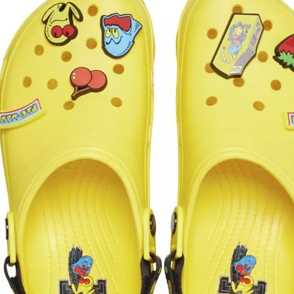 Crocs Pac-Man All‎ Terrain Clogs - Picture 3 of 11
